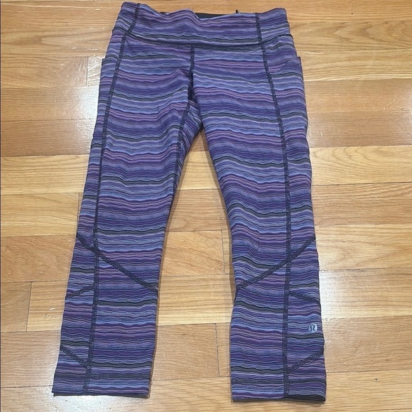 lululemon athletica Pants - Lululemon Athletica Multicolor Wave Leggings